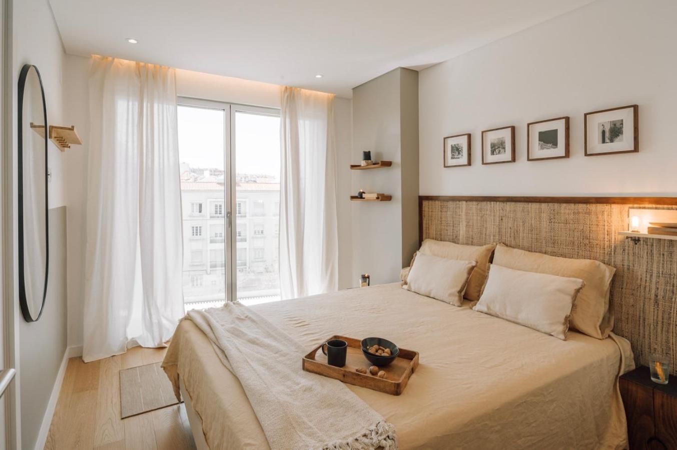 Pescaia - 2 Bedrooms And 2 Balconies In Alvalade Lejlighed Lisboa
