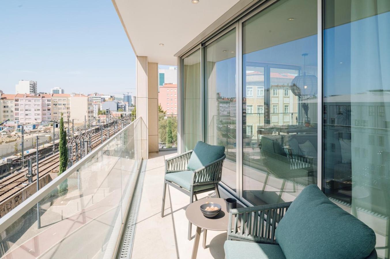 Lejlighed Pescaia - 2 Bedrooms And 2 Balconies In Alvalade *